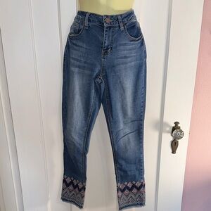 Earl Jeans Cropped Blue Denim Skinny Jeans with Embroidered Hems